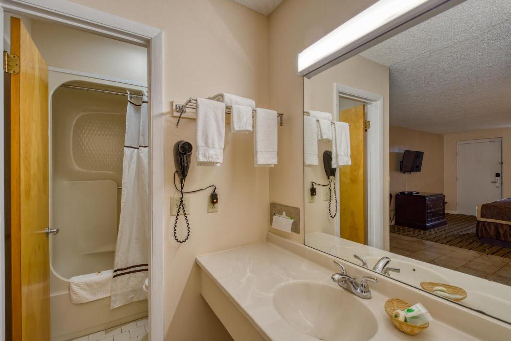 Palms Garden Inn - Estudio King