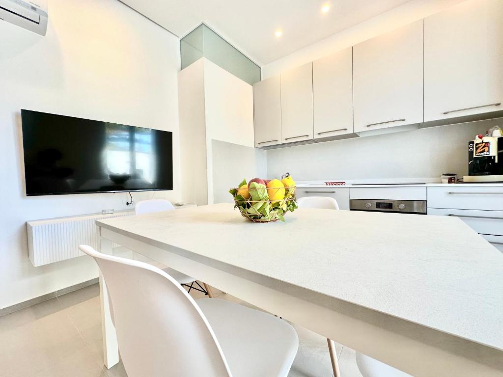 Villa Palmeri - Family Two-Bedroom Apartment With View