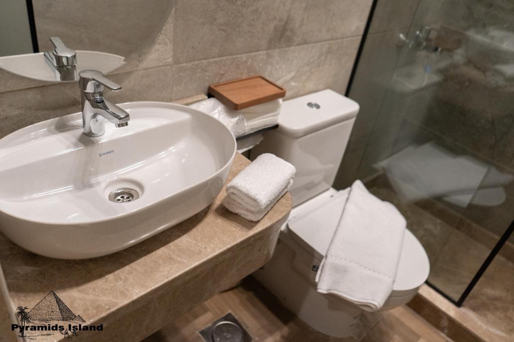 Pyramids Island - 19