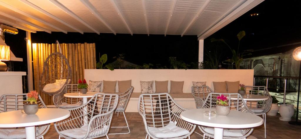 Cristina Apartments - 15