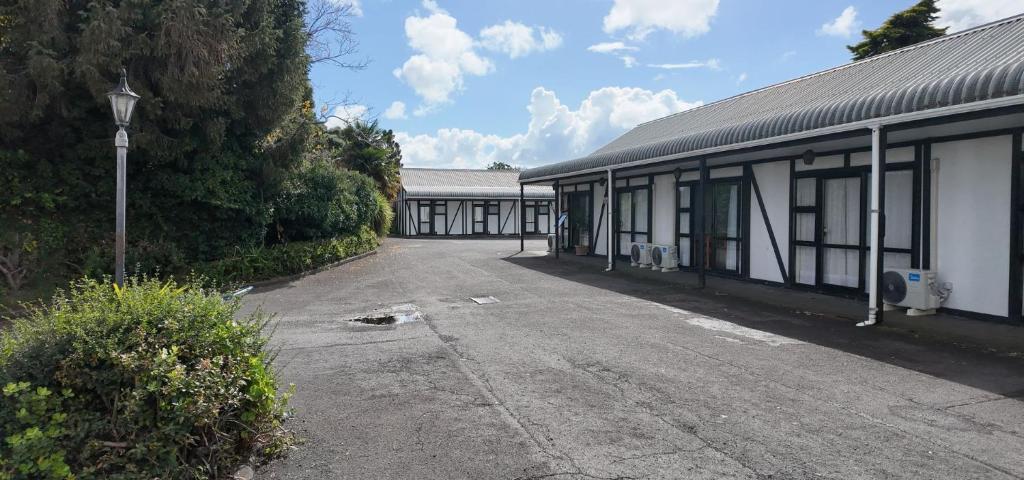 Knightsbridge Motor Lodge - Resim 4