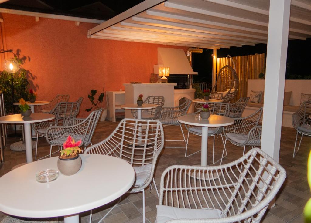 Cristina Apartments - 17