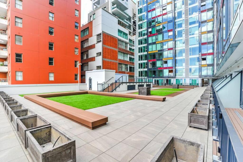 City Zen - Patio & Pool - Resim 25