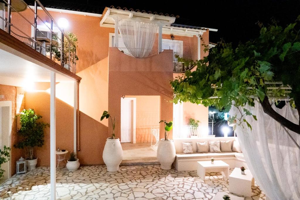 Cristina Apartments - 7