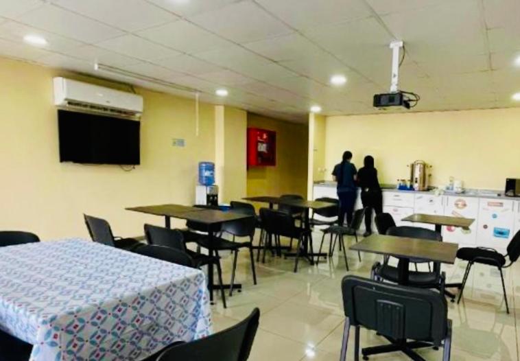 Restaurace v ubytování Hotel Blu Bascuñan
