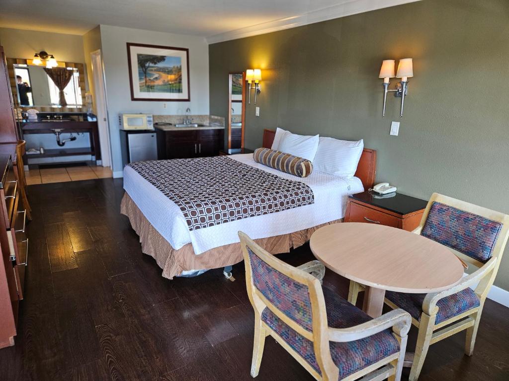 Fullerton Inn - Cuarto King