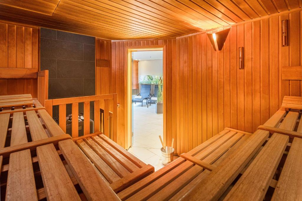 Radisson Blu Hotel, Hamburg Airport - Resim 21