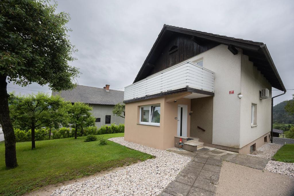 Budova, kde se apartmán nachází