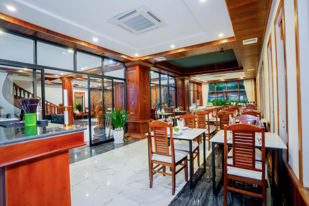 Restaurace v ubytování Blanc Smith Hotel