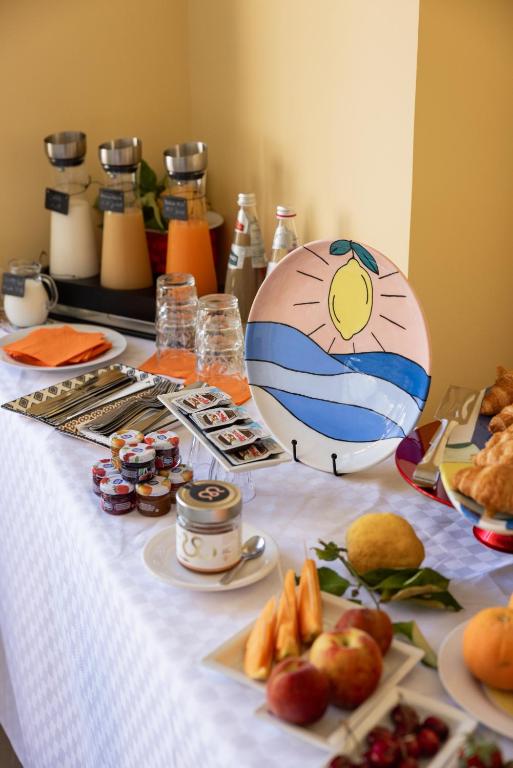Jídlo v hotelu nebo okolí