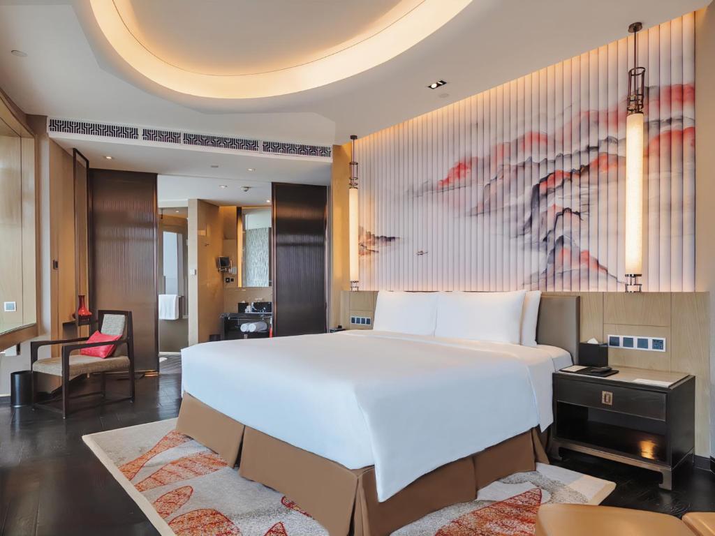 HUALUXE Wuhu - Premium King Room - Roken