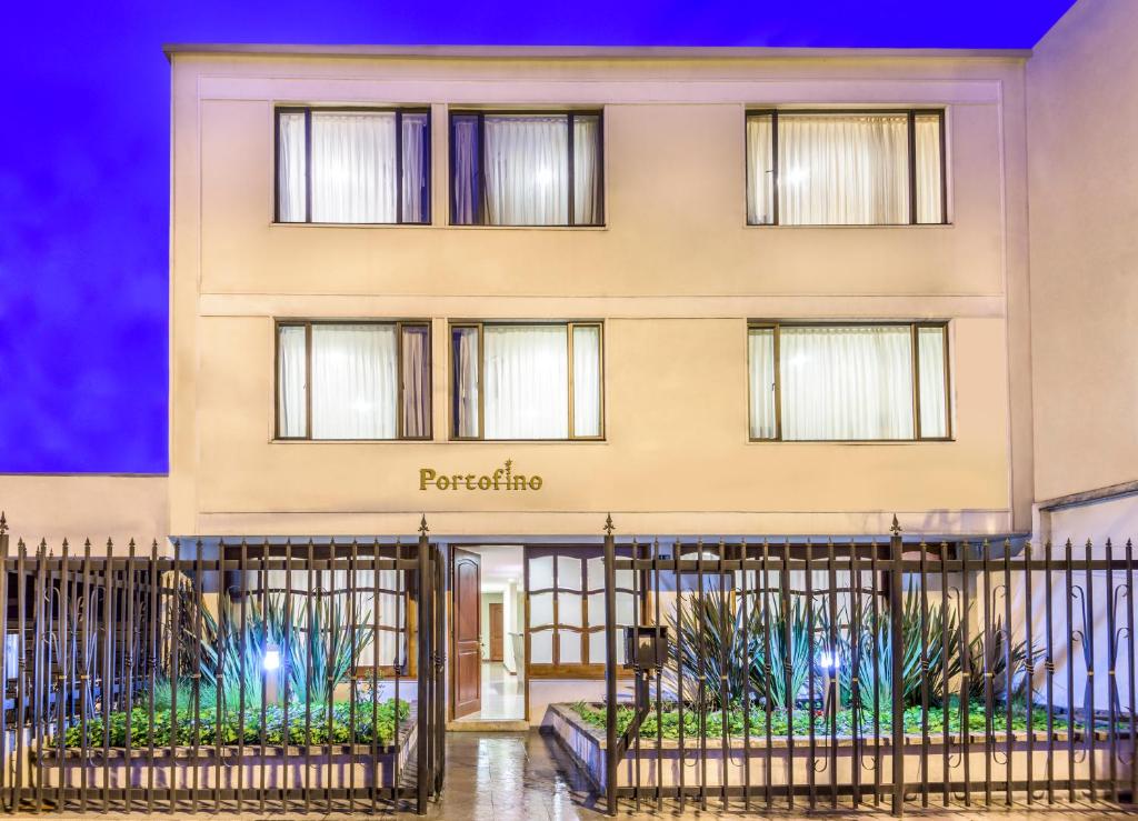 Budova, kde se hotel nachází
