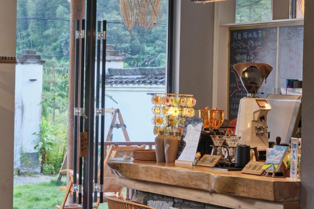 Comodidades para chá e café em Nature Cure Village Lodge-婺源自在舍