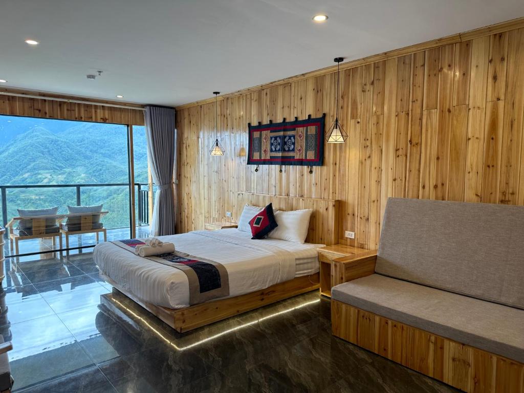 Lá Đỏ Homestay & Coffee - 1