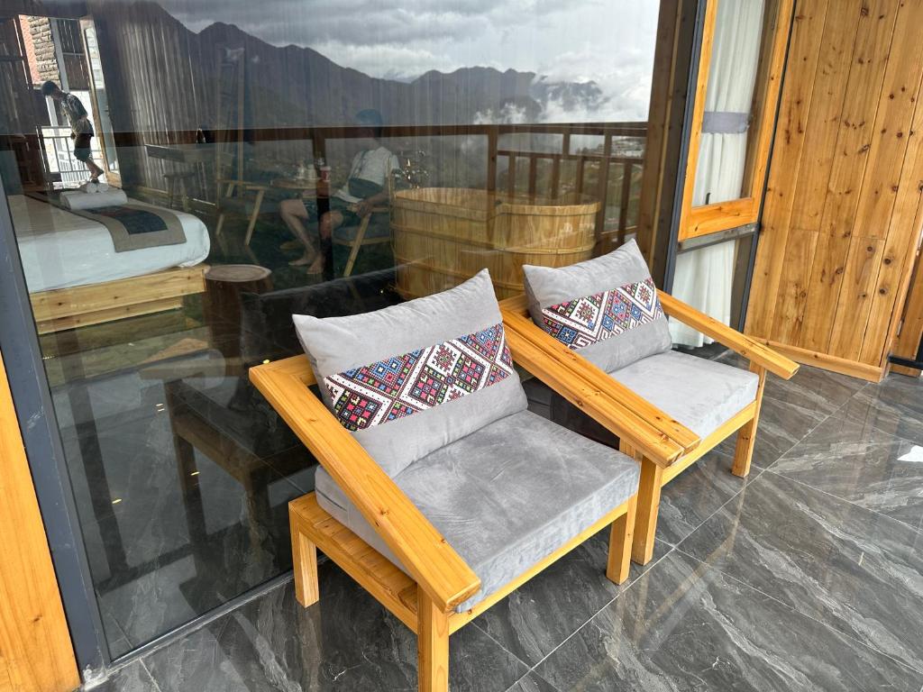 Lá Đỏ Homestay & Coffee - 10