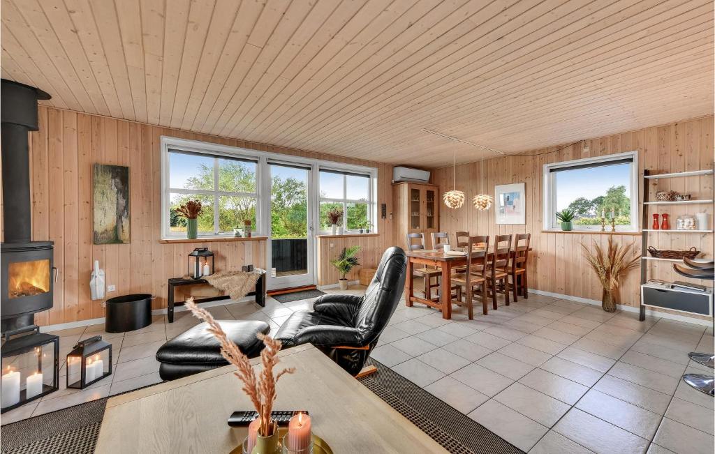 Posezení v ubytování Holiday Home Hemmet 97 With Hot Tub