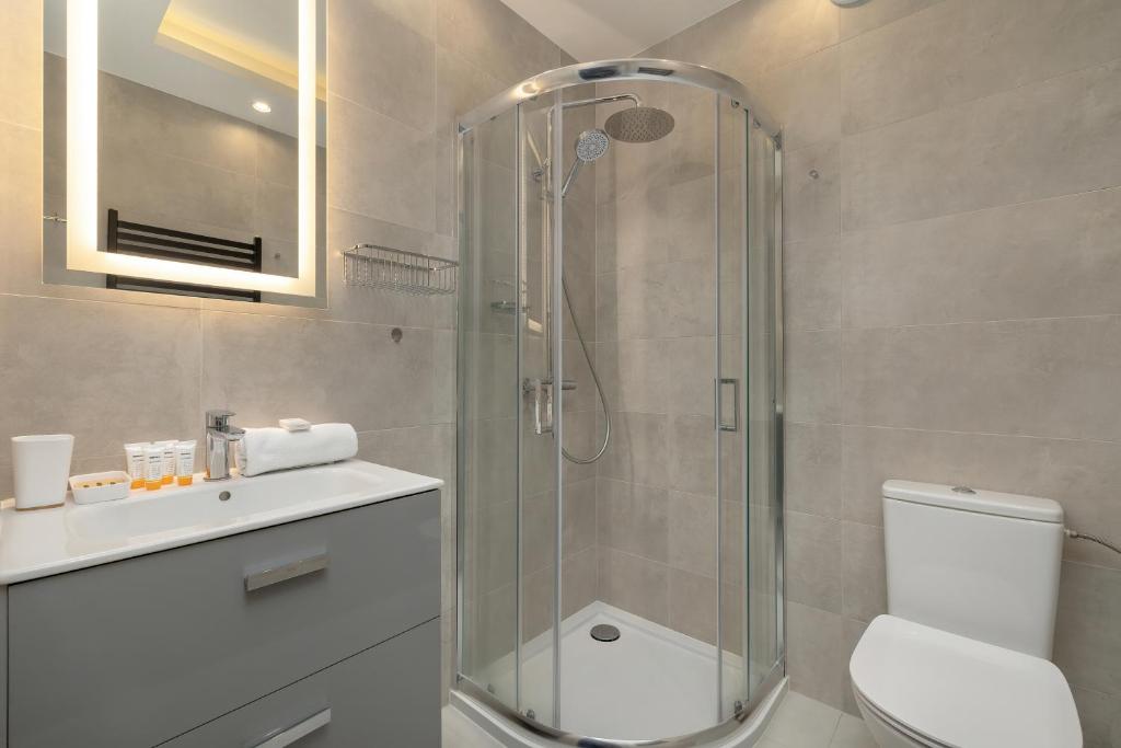 Apartment in the Centre of Zakopane Szymony by Noclegi Renters - Resim 15