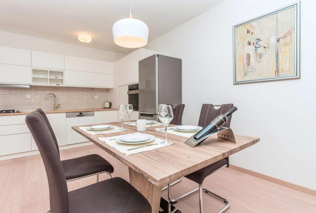 Kuchyňa alebo kuchynka v ubytovaní Apartment Vapore
