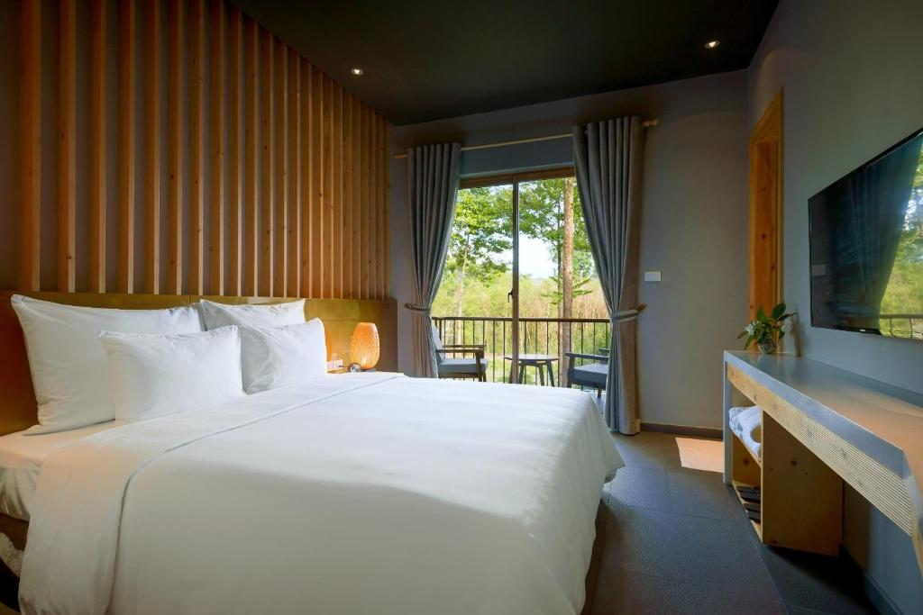 Phòng Deluxe Giường Đôi - Trị Liệu Bấm Huyệt Hằng Ngày Và Suối Nước Nóng