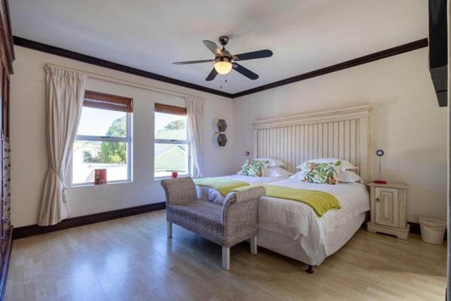 36 River Club Villas - Image 11
