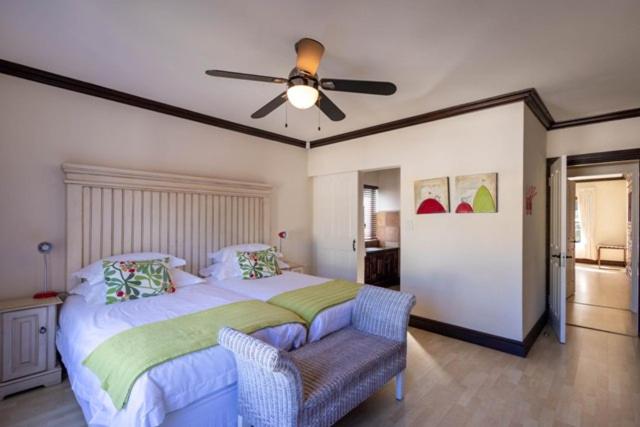 36 River Club Villas - Image 6