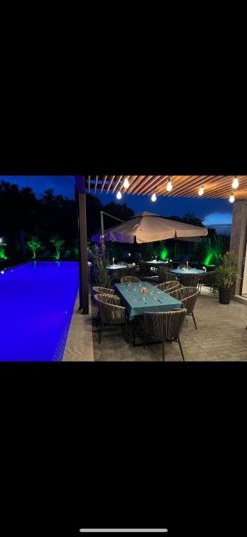 Bazén v ubytování Amara Sugar Hotel nebo v jeho okolí