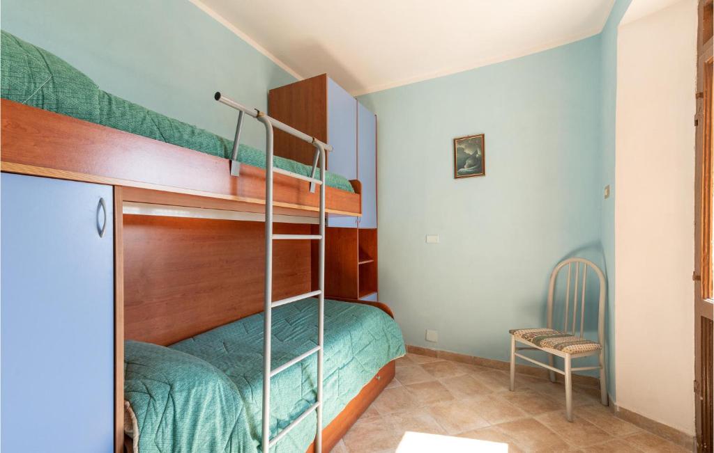 Postel nebo postele na pokoji v ubytování Stunning Apartment In Giannella