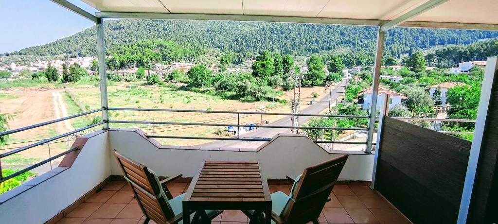 Nespecifikovaný výhled na hory nebo výhled na hory při pohledu z apartmánu