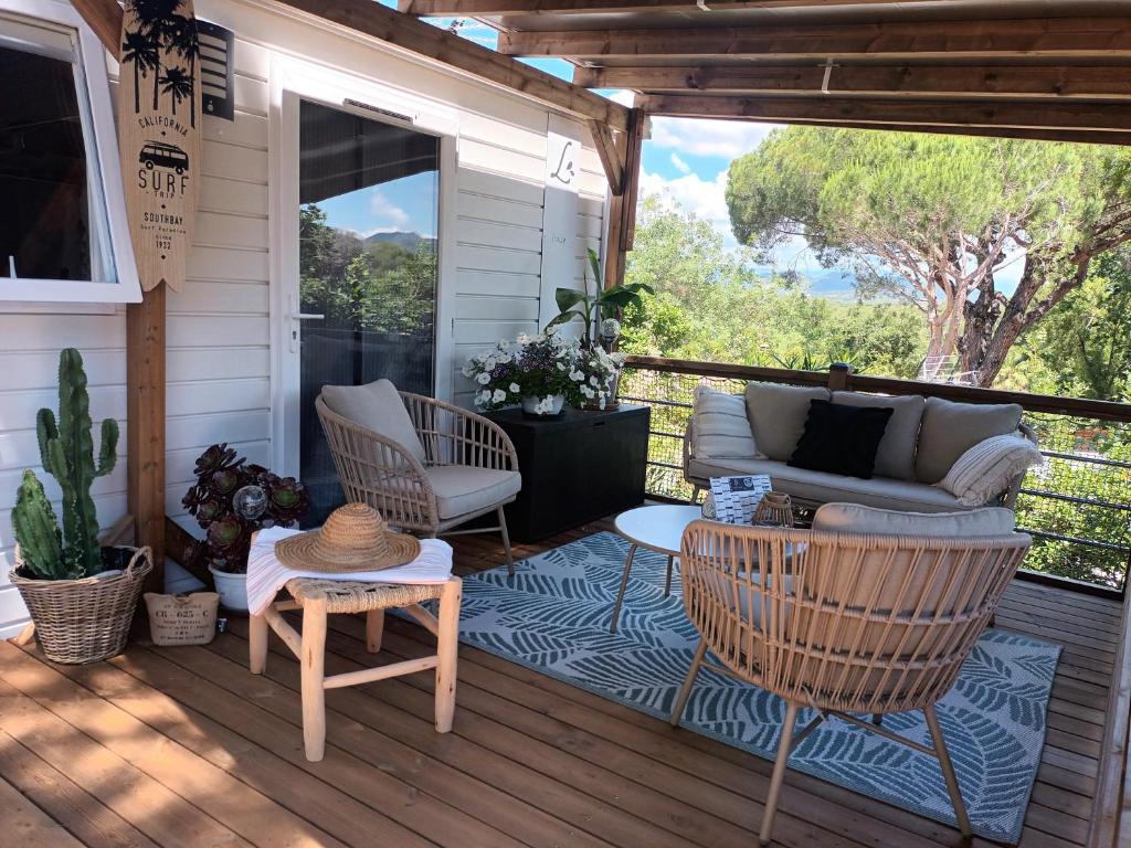 Photo de la galerie de l'établissement Mobilhome Fréjus Camping Gorge Vent, à Fréjus