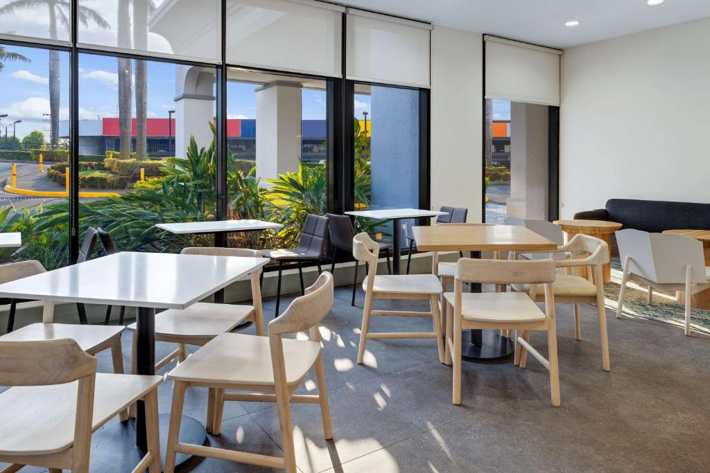 Hampton By Hilton San Jose Airport Costa Ricaにあるシーティングエリア
