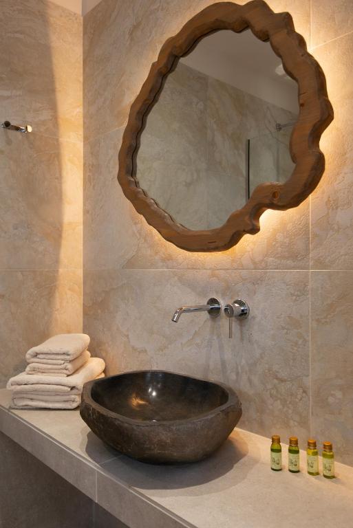 Koupelna v ubytování Edem Hotel