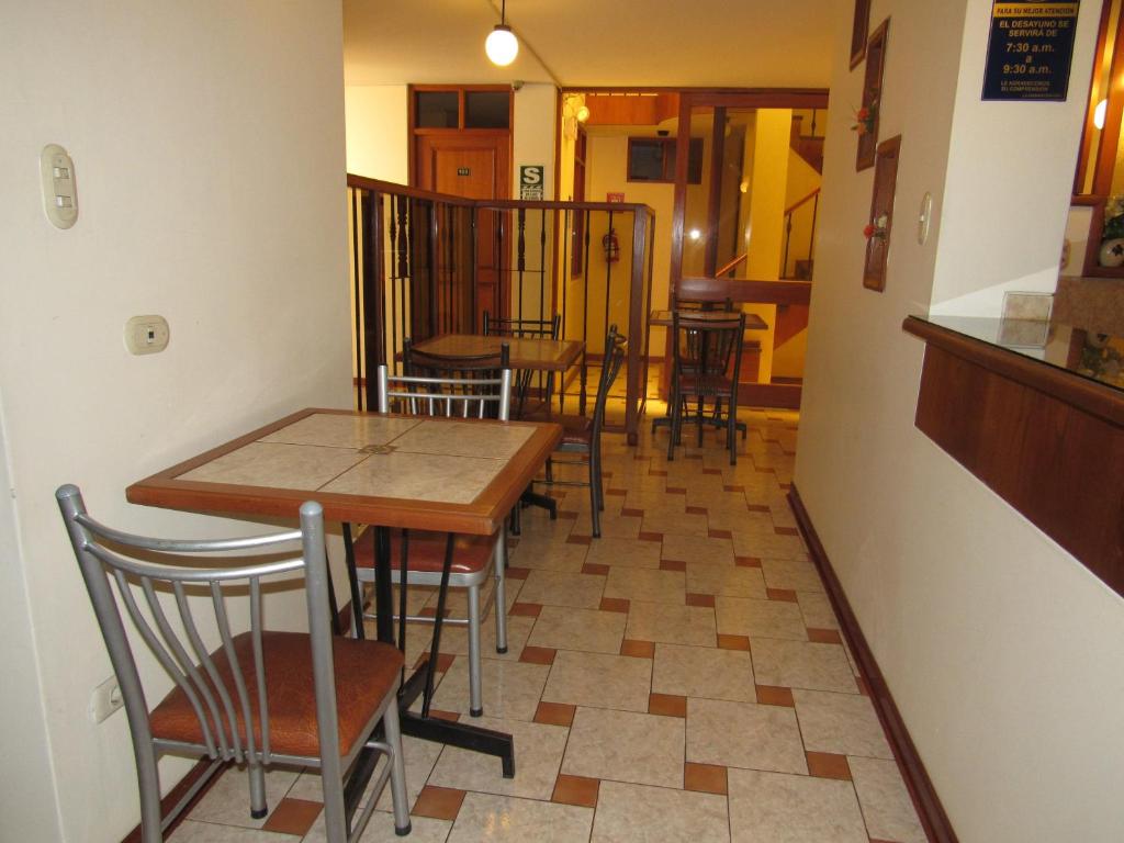 Kuchyň nebo kuchyňský kout v ubytování Hostal Siglo 21
