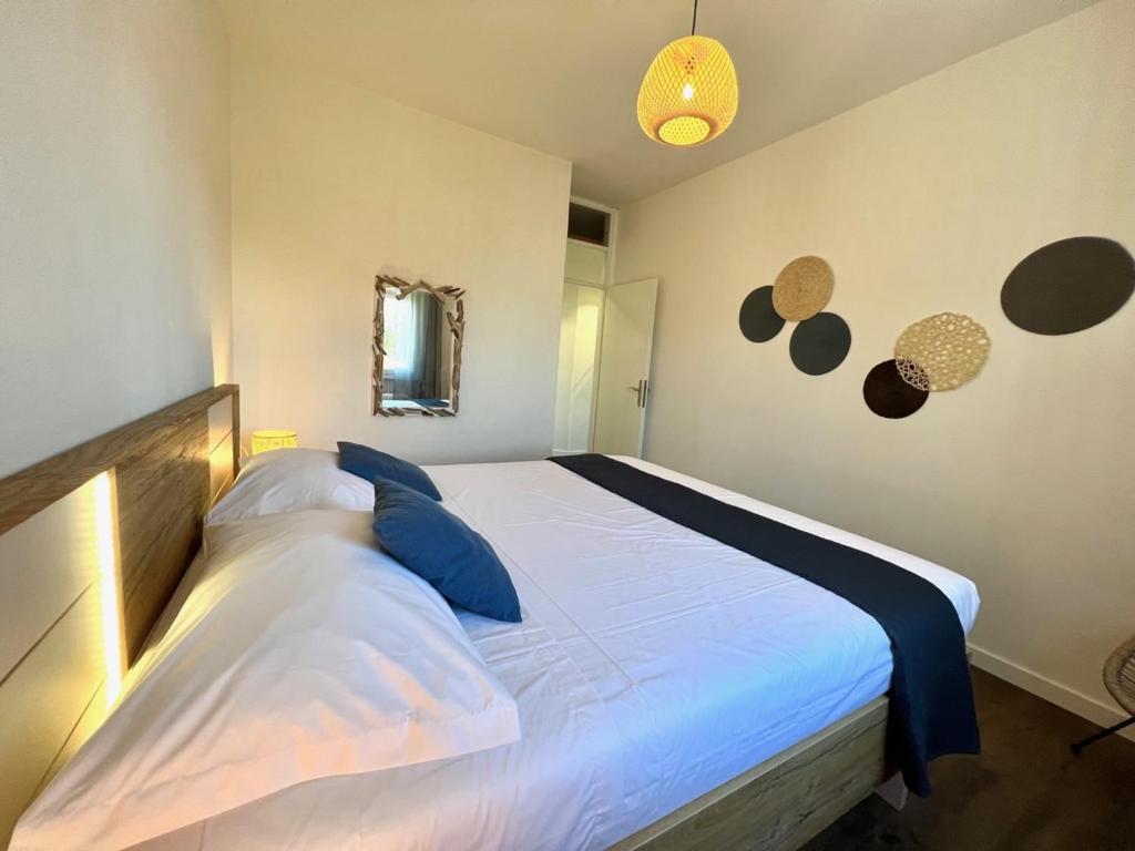 Vila Vera Seafront Apartments - Квартира с видом на сад
