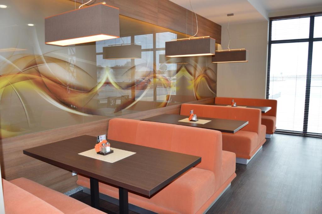 Hotel Via Baltica - 1