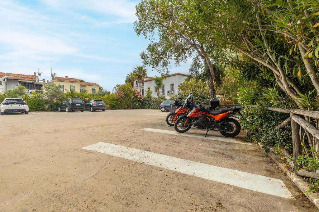 Фотография из галереи Hotel Vecchia Marina в Арбатаксе