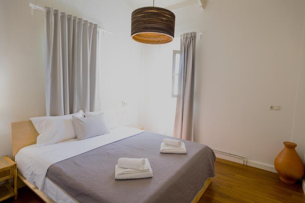 Voodi või voodid majutusasutuse Pine home toas