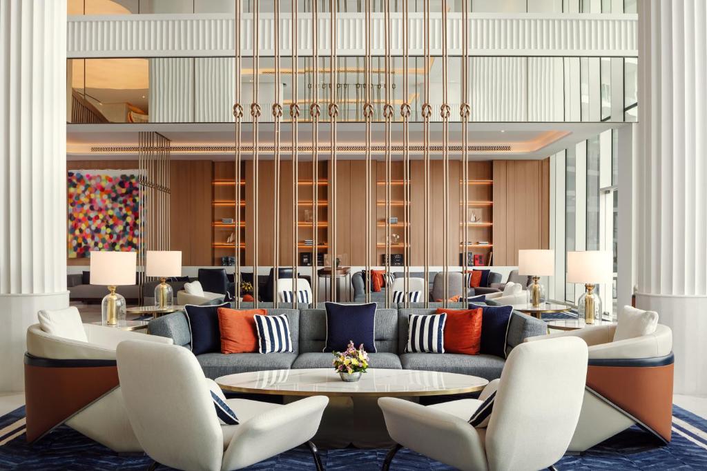 Posezení v ubytování The St. Regis Al Mouj Muscat Resort