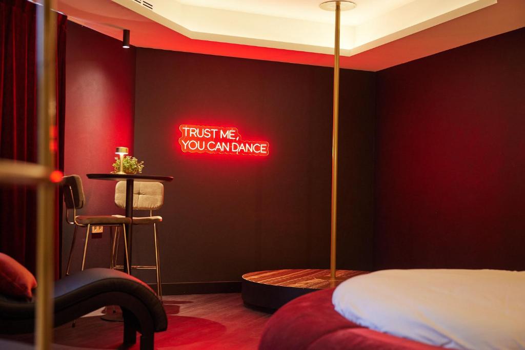 Postel nebo postele na pokoji v ubytování Van der Valk Hotel Beveren