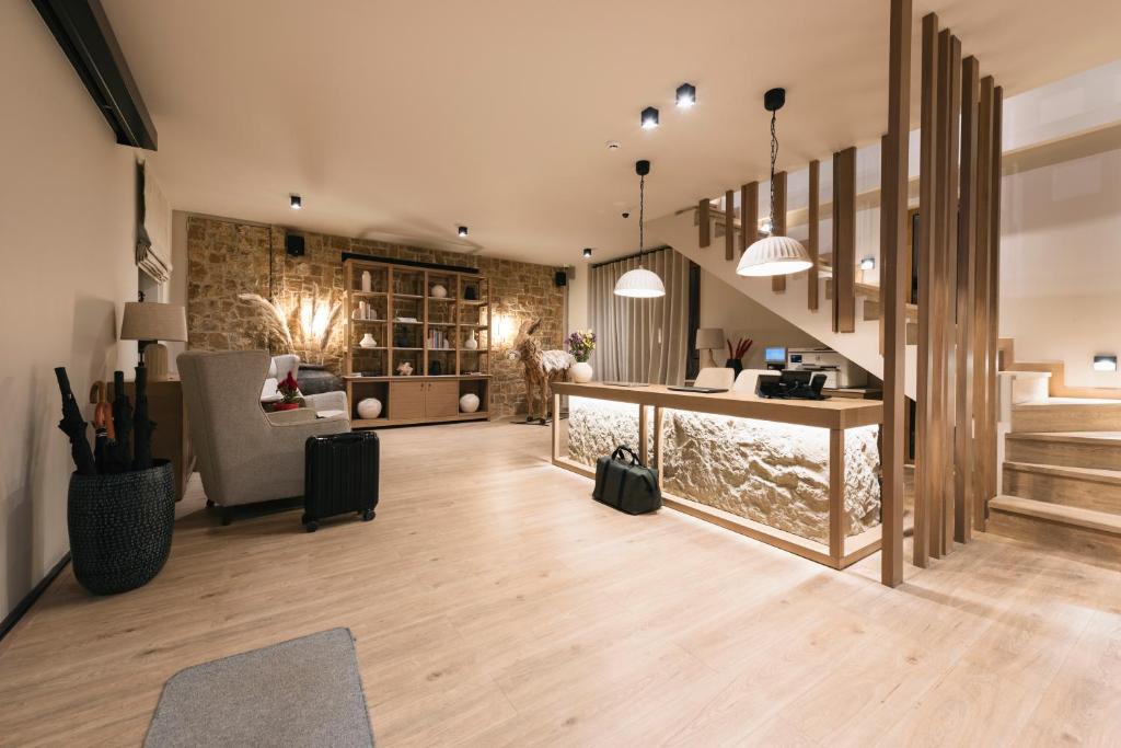 Posezení v ubytování Revi Mountain Resort Boutique Hotel