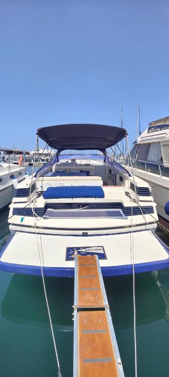 Fotografie z fotogalerie ubytování Desirè Charming House Boat v destinaci Palermo