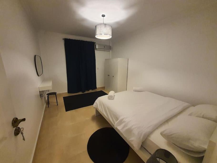 Postel nebo postele na pokoji v ubytování Stylish and luxurious apartment 2