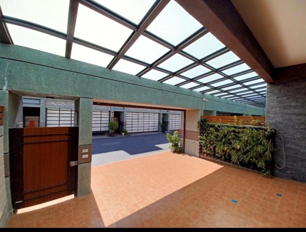 Hualien Professor's Home B&B No. 2198 - Triple Room With Mountain View
