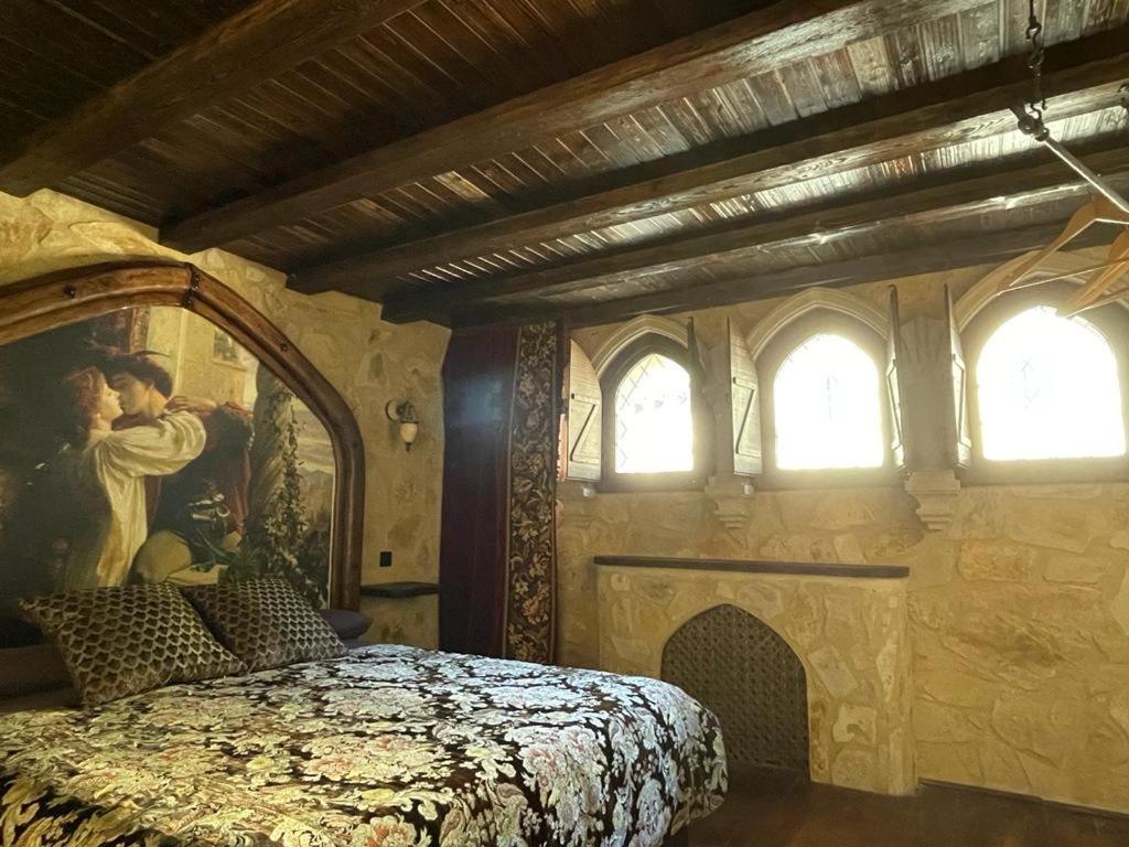 Postel nebo postele na pokoji v ubytování Auberge Toison d'Or