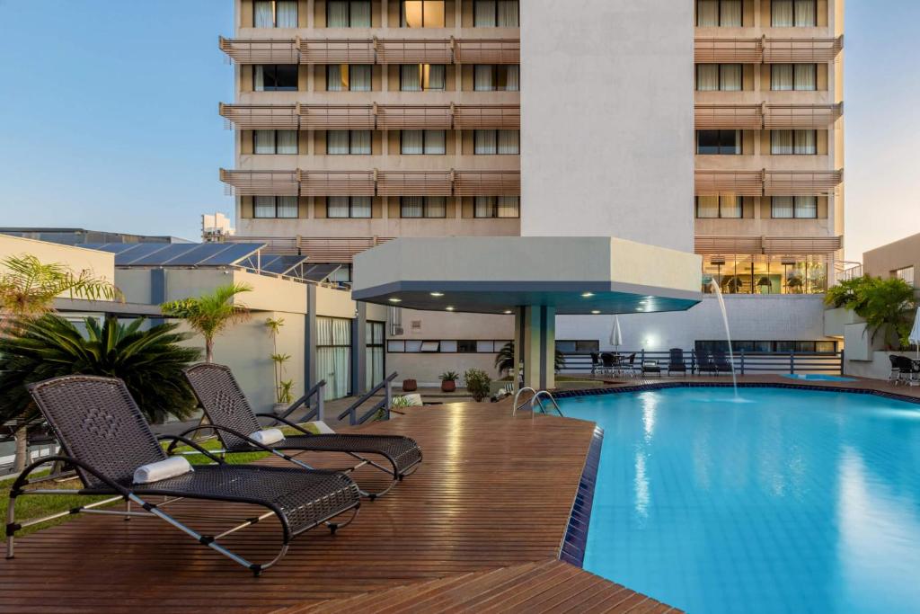 Hotel Deville Prime Cuiabá