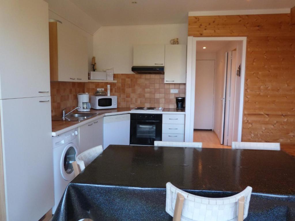 Kuchyň nebo kuchyňský kout v ubytování Appartement le Gray d'albion Praloup