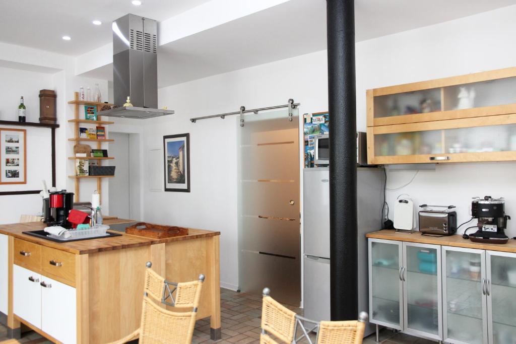 Kuchyň nebo kuchyňský kout v ubytování Ferienhaus Paschke Möhnesee Zentrum