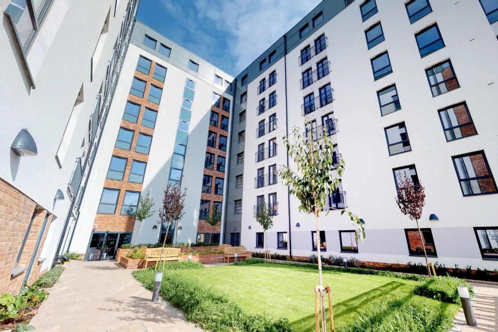 The Bridge Stylish Modern Student Apartments in the heart of