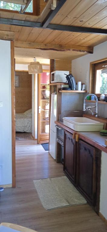 Fotografie z fotogalerie ubytování Chalet coccinelle Domaine de la Mamounette v destinaci Champclause