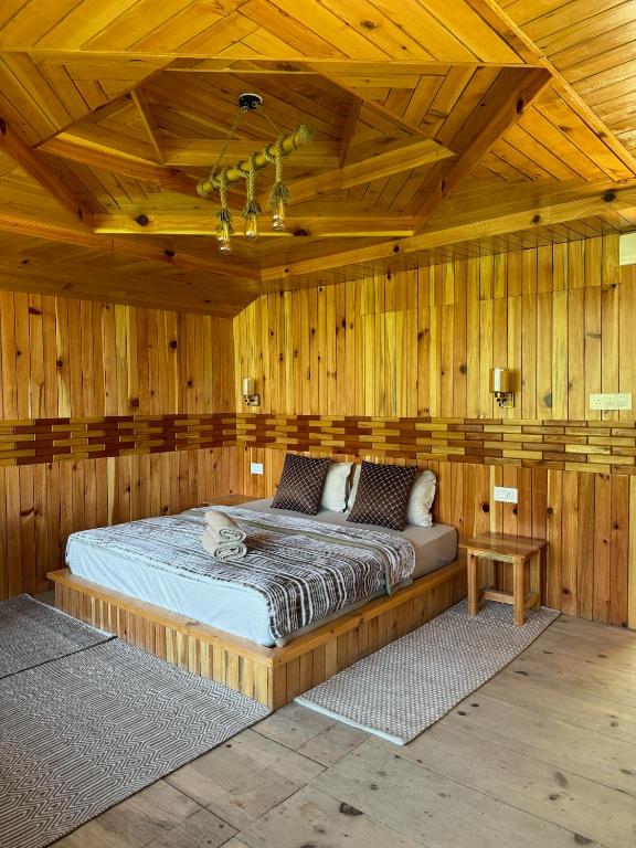Postel nebo postele na pokoji v ubytování Avasaa Café and Stay