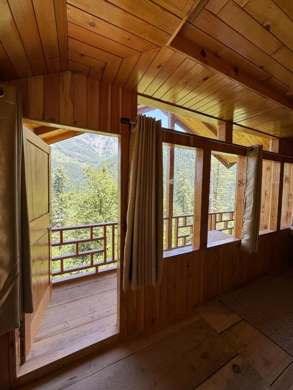 Balkón nebo terasa v ubytování Avasaa Café and Stay